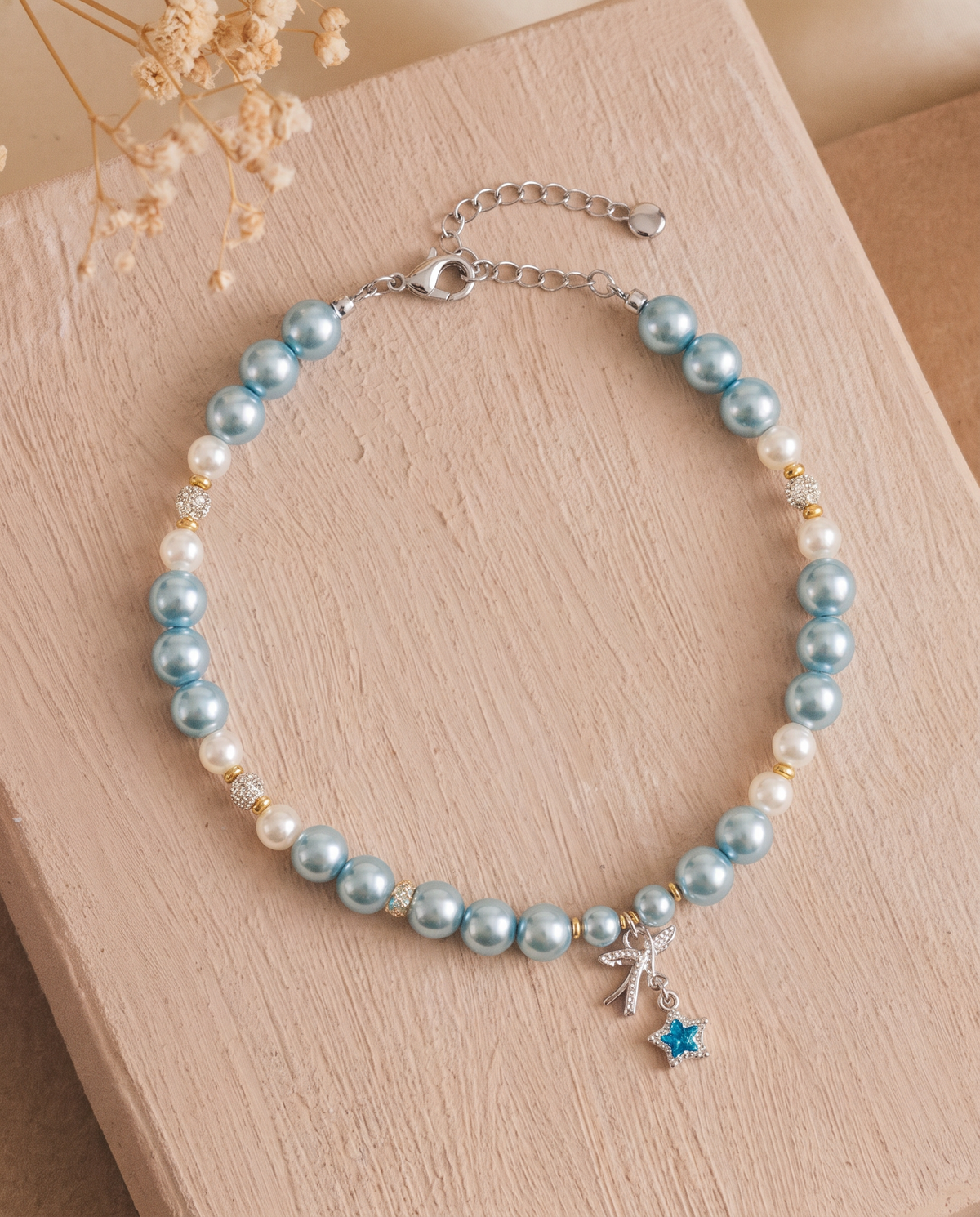 Azure Star Pearl icy-blue pearl-effect dog necklace with blue star pendant and crystal spacers