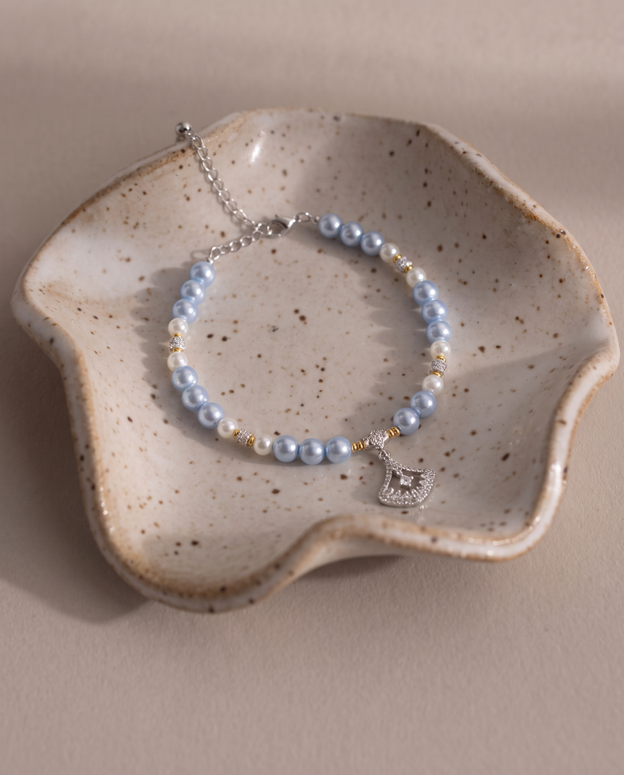 MoonScallop lavender pearl-effect dog necklace with crystal-accented fan pendant